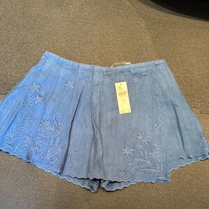 NWT Anthropologie skort, size 0